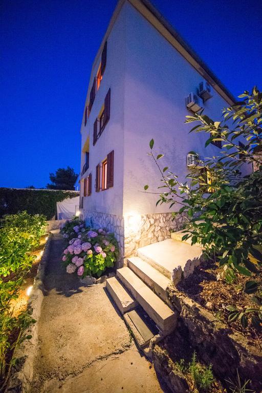 Apartments Pol Murvu ヴィス エクステリア 写真