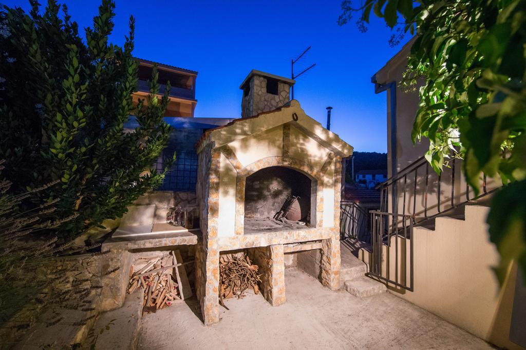 Apartments Pol Murvu ヴィス エクステリア 写真