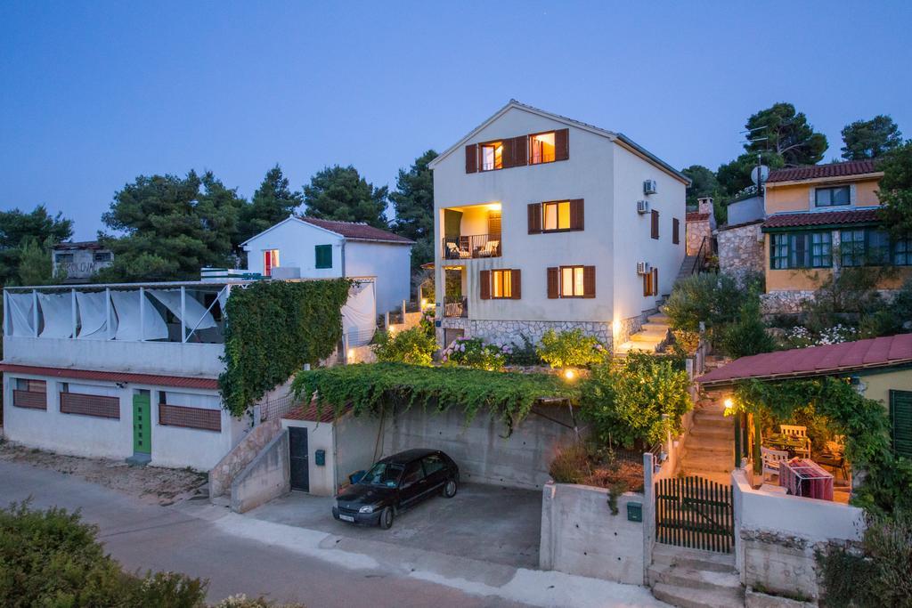 Apartments Pol Murvu ヴィス エクステリア 写真