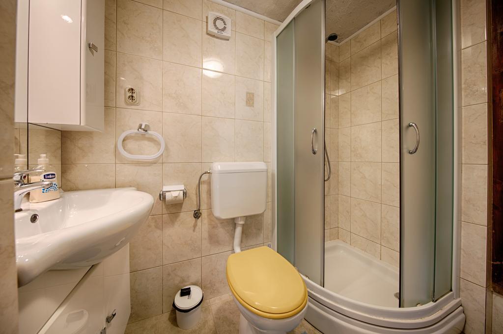 Apartments Pol Murvu ヴィス エクステリア 写真