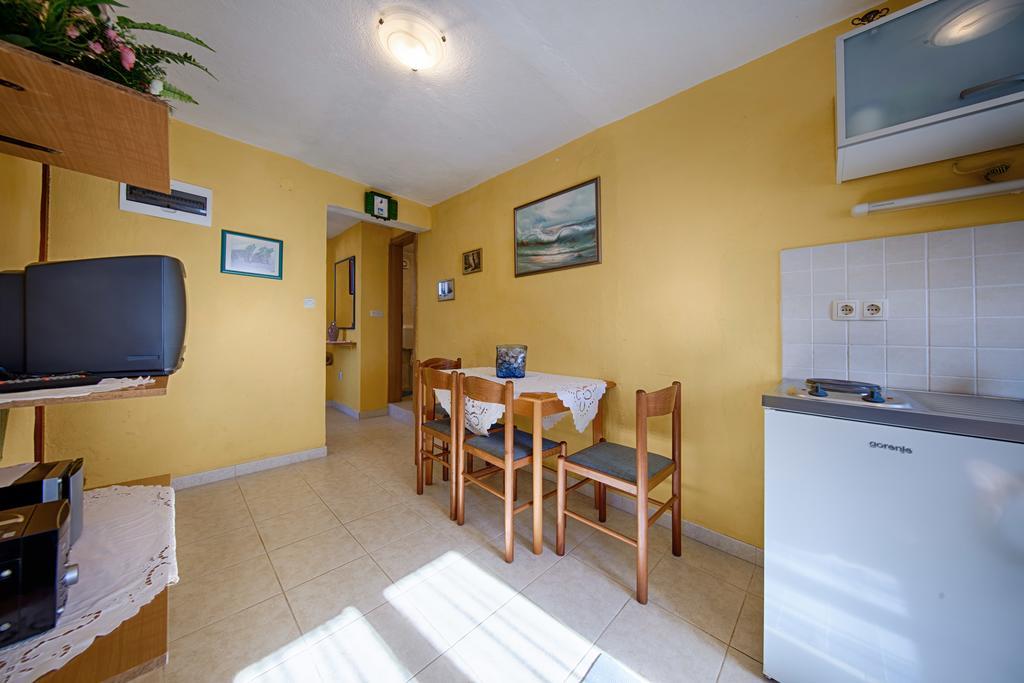 Apartments Pol Murvu ヴィス エクステリア 写真